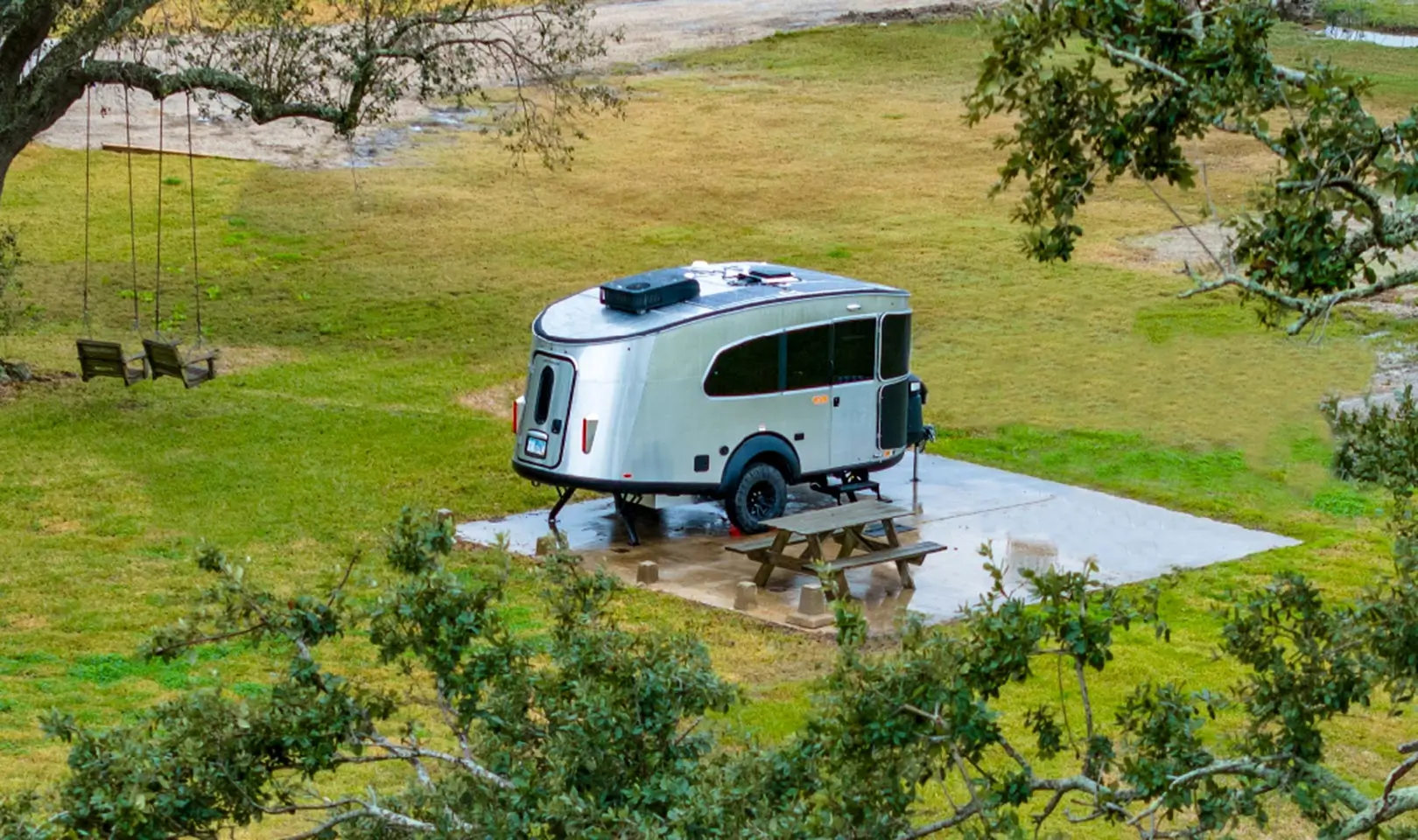 Exterior videos thumbnail for Basecamp Xe
